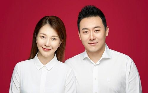 刘雨鑫老公是谁和高庆一官宣结婚引热议(刘鑫结婚了么)
