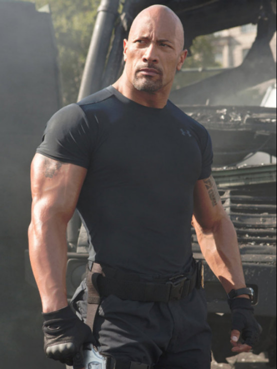 wwe有巨石强森是那一年的？尚格云顿和巨(wwe强森vs巨石)