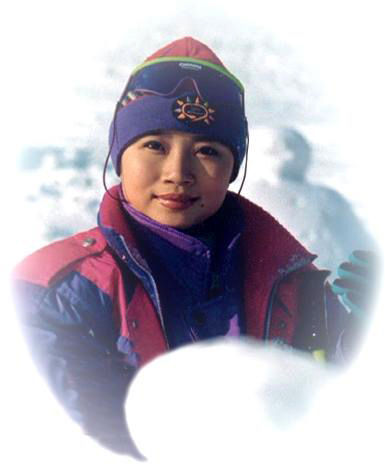 歌手李娜出家后的照片(李娜出家近况)