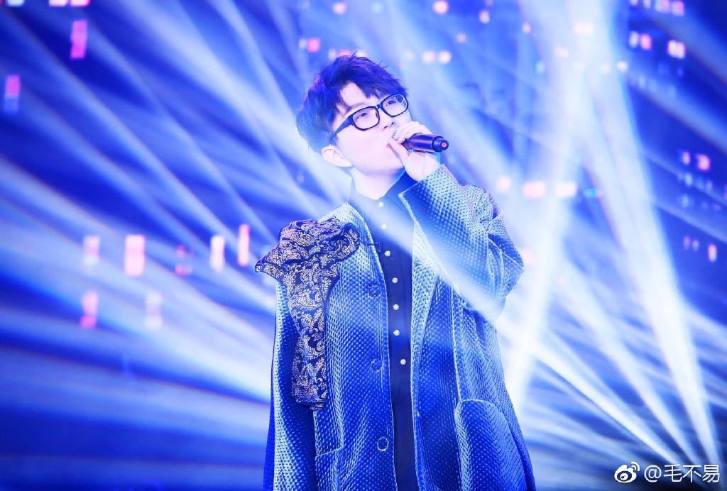 毛不易为什么不提父母还改姓？他是谁的徒弟