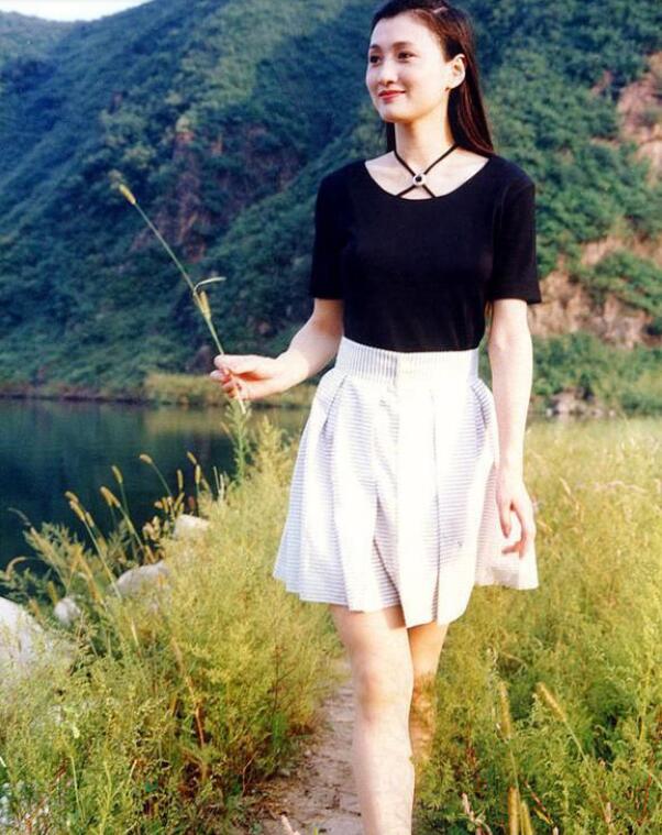 林芳兵目前还演戏吗?当年是谁害林芳兵 林芳兵目前还演戏吗?当年是谁害林芳兵