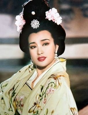 刘晓庆武则天妆容图片大全(刘晓庆版武则天化妆)