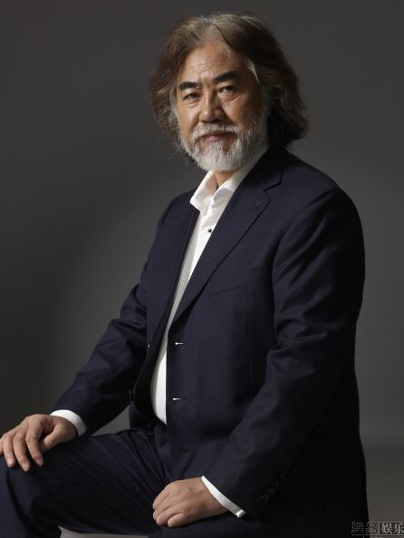 怎样认识一个制片人或导演？导演和制片人的(什么是制片人)