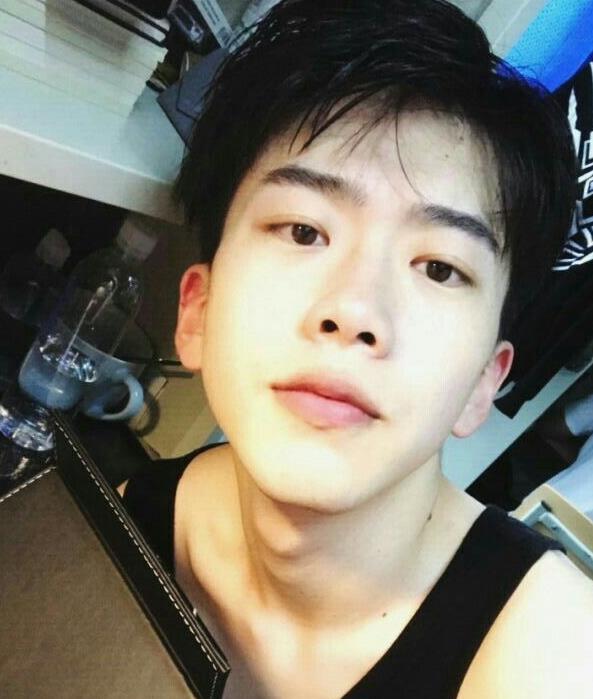 费启鸣怎么认识那么多明星(费启鸣怎么当上演员的)