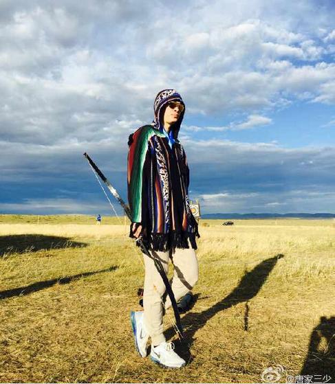 唐家三少现在身价多少？唐家三少妻子李默病