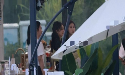 怎样认识一个制片人或导演？导演和制片人的(什么是制片人)