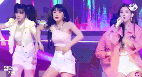 赵美延为什么叫曺薇娟？她整形前照片站<m(赵美延整过容吗)