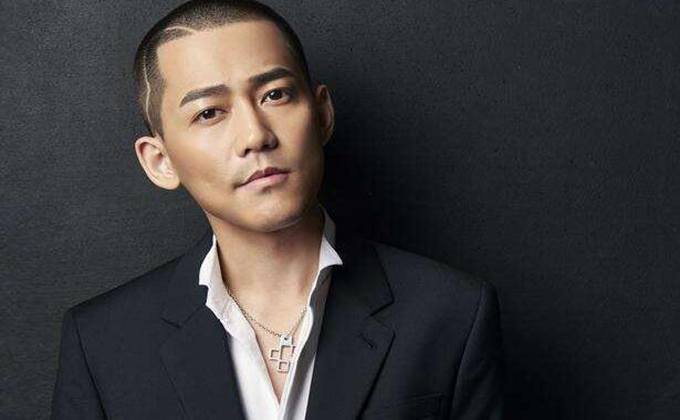 苏醒打人张杰关门因被李炜戴绿帽吗(苏醒李炜打架事件张杰)