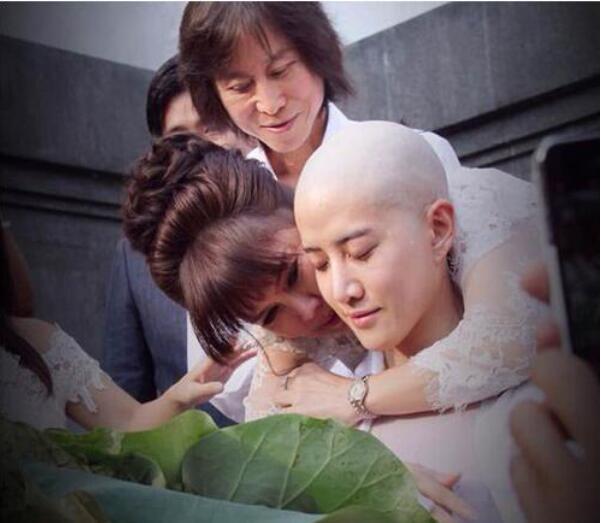 mike出家时候的照片他要出家多久?泰国 mike出家时候的照片他要出家多久?泰国