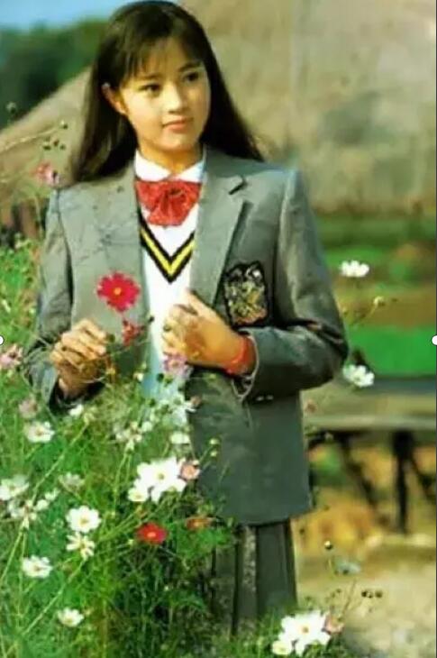 金惠秀年轻时有多漂亮(金惠秀长得像一个中国女演员)