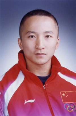 两个奥运石智勇照片(石智勇拿了几块奥运金牌)