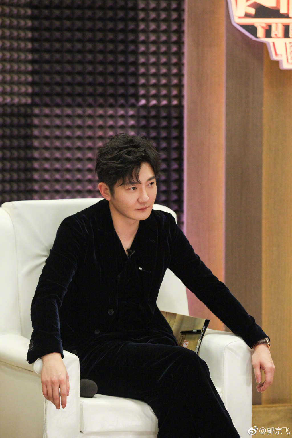 郭京飞为什么叫小甜甜、美妆、卡粉？郭京飞