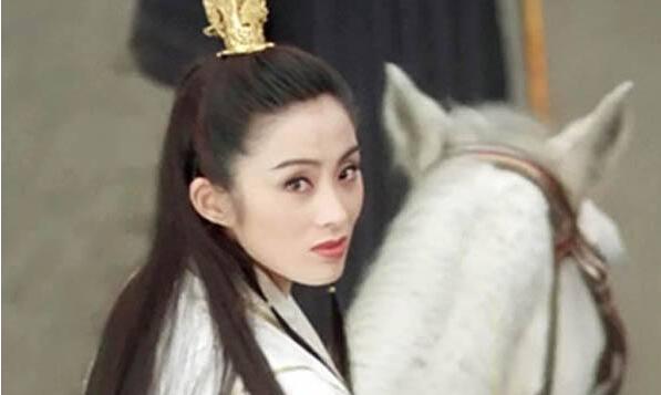 张敏或将复出51岁嫩如少女(53岁张敏近况)