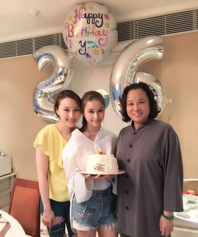 陈婉珍年轻时候的照片(何婉珍年轻时的图片)