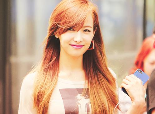 宋茜快乐大本营弄露内裤图片(宋茜快乐大本营20130817)