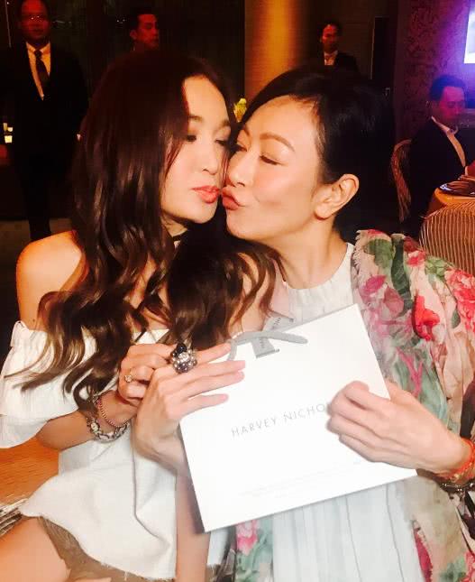 袁洁莹年轻时最美的照片(袁洁莹年轻 最美) 袁洁莹年轻时最美的照片(袁洁莹年轻 最美)