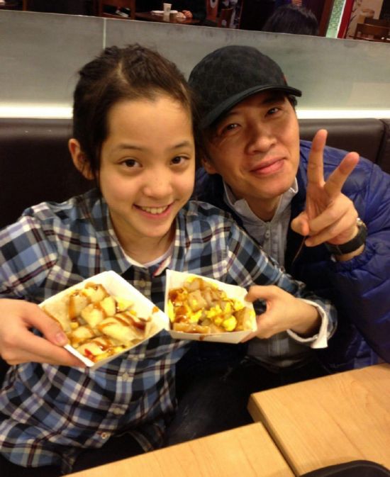 欧阳娜娜的爸爸妈妈是做什么的?娜娜为什么 欧阳娜娜的爸爸妈妈是做什么的?娜娜为什么