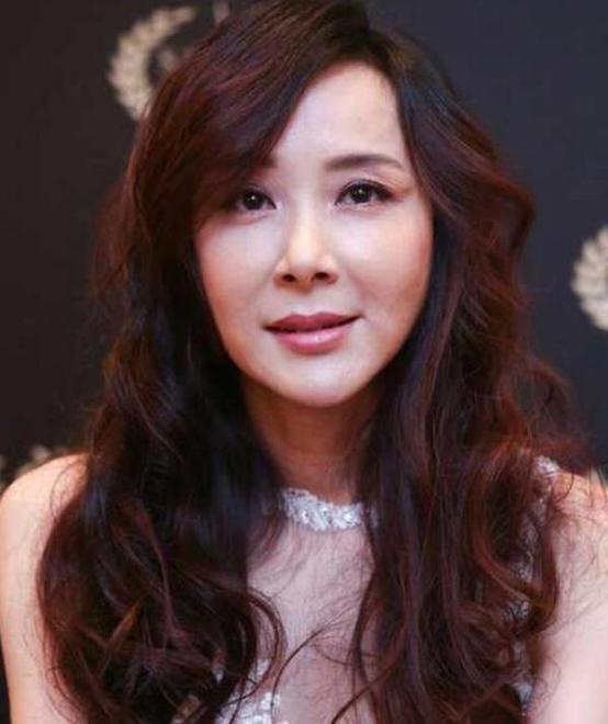 萧蔷和张菲的绯闻细节(萧蔷结婚了)