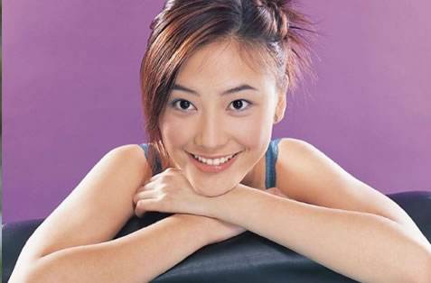 应采儿为什么姓丁?应采儿家庭背景揭秘站<(应采儿原名丁) 应采儿为什么姓丁?应采儿家庭背景揭秘站<(应采儿原名丁)