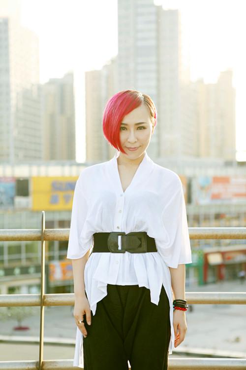 朱丹与何炅谢娜交恶真相(宋丹丹和何炅关系)