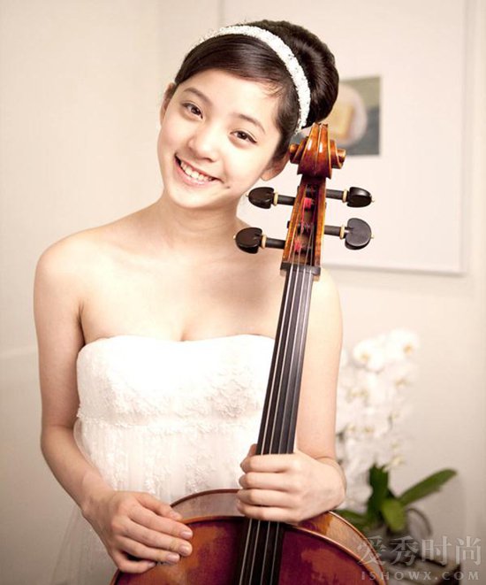 欧阳娜娜的爸爸妈妈是做什么的？娜娜为什么