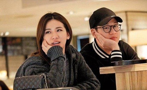 周兴哲头上的疤怎么回事