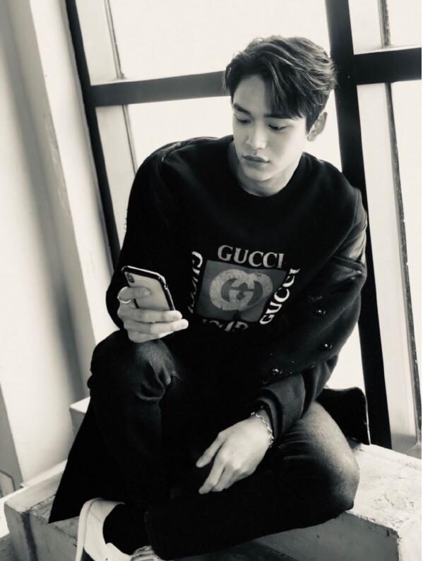 Lucas黄旭熙家境是富二代吗?黄旭熙有 Lucas黄旭熙家境是富二代吗?黄旭熙有