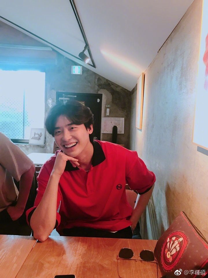 李钟硕在韩国算一线吗?李钟硕家庭背景如何(李钟硕在韩国的是什么咖位) 李钟硕在韩国算一线吗?李钟硕家庭背景如何(李钟硕在韩国的是什么咖位)