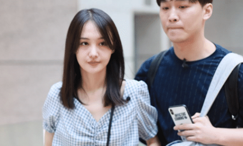 女儿们的恋爱傅园慧约会对象李佳兴是GAY 女儿们的恋爱傅园慧约会对象李佳兴是GAY