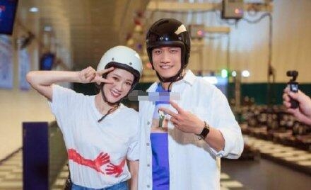 女儿们的恋爱傅园慧约会对象李佳兴是GAY 女儿们的恋爱傅园慧约会对象李佳兴是GAY