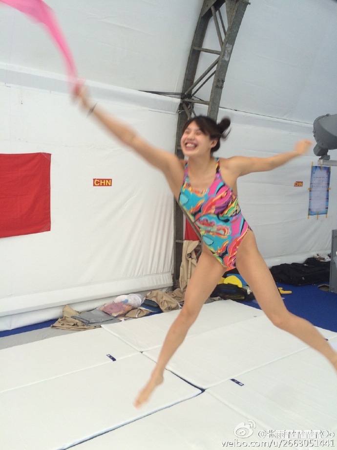 游泳运动员张雨霏身高1米75(游泳运动员张雨霏的身高) 游泳运动员张雨霏身高1米75(游泳运动员张雨霏的身高)
