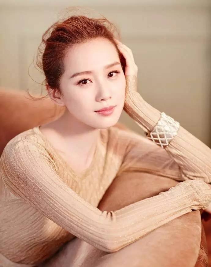 刘诗诗且丧外号是什么意思？刘诗诗的胸有多(刘诗文的外号)