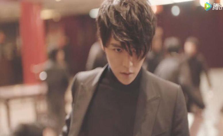 张日山为什么有麒麟血一直不老?张日山张起 张日山为什么有麒麟血一直不老?张日山张起