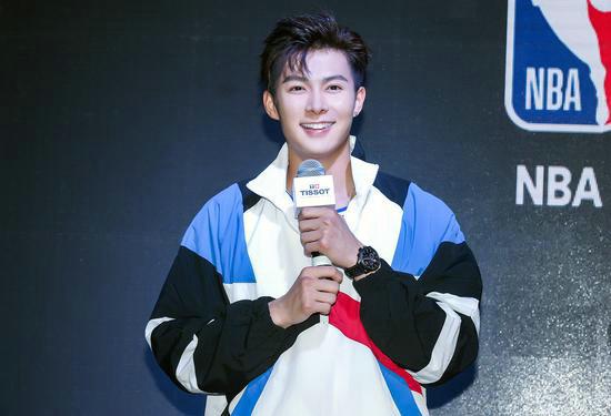 张日山为什么有麒麟血一直不老?张日山张起 张日山为什么有麒麟血一直不老?张日山张起