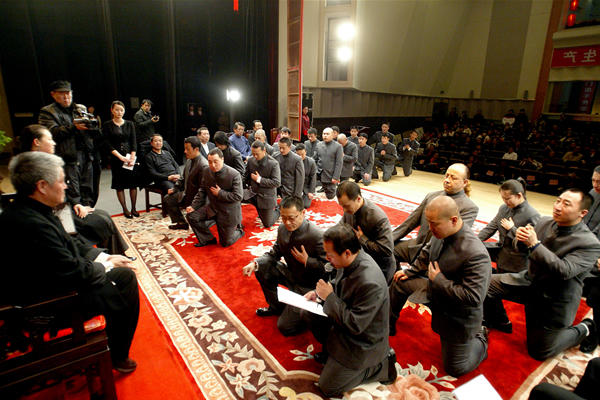 赵本山最性感的女徒弟关婷娜巨乳照片 赵本山最性感的女徒弟关婷娜巨乳照片