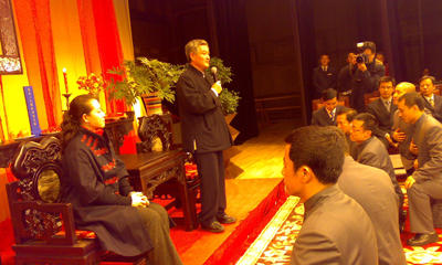 赵本山最性感的女徒弟关婷娜巨乳照片 赵本山最性感的女徒弟关婷娜巨乳照片