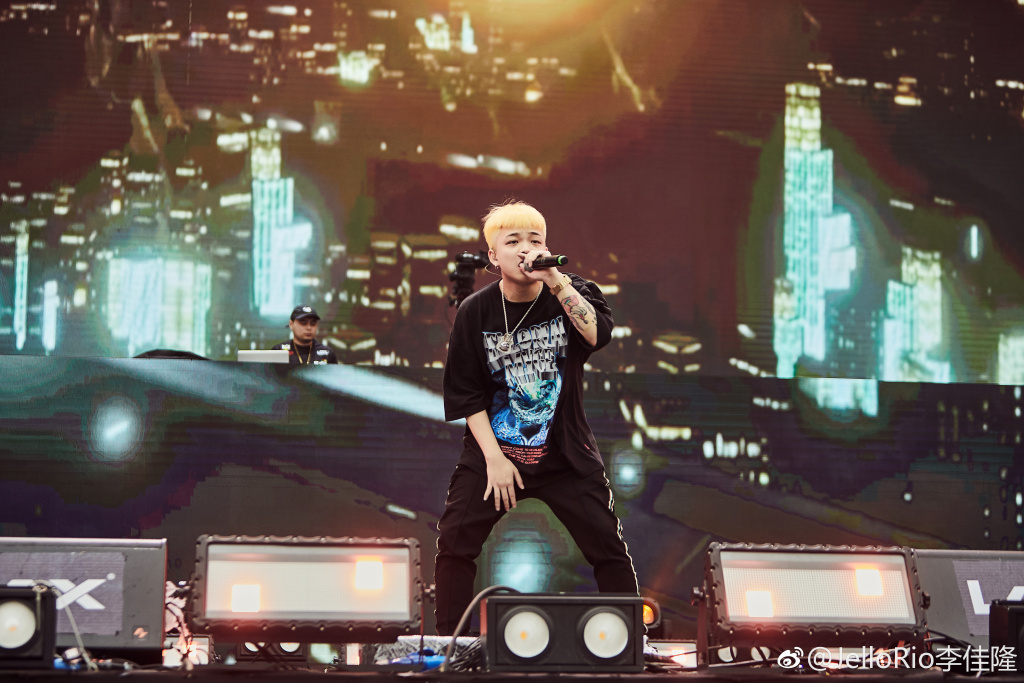 李佳隆哪里人多大了(李佳隆出生在哪)