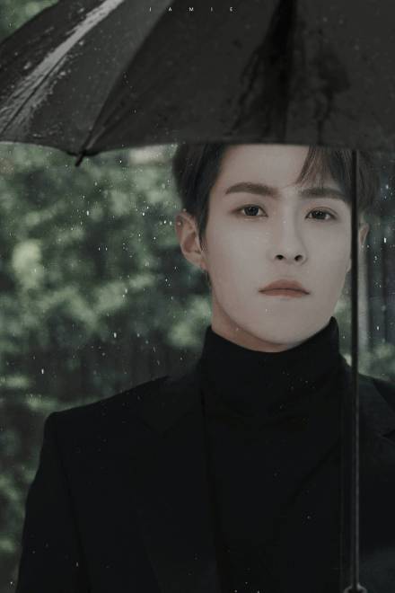 岳岳真名叫岳明辉家里很有钱?岳明辉家里是