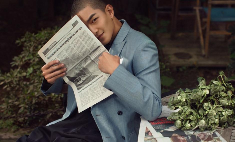 屈楚萧眉山一中被打真的吗？据说屈楚萧家里