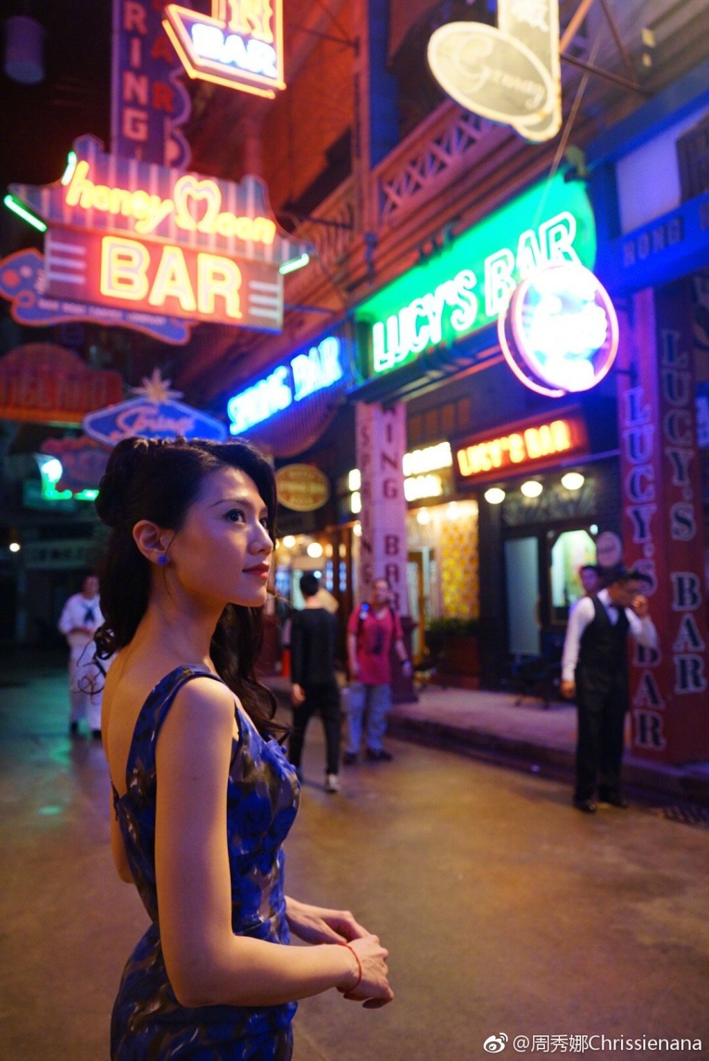 周秀娜和邓紫棋很像对比图(和邓紫棋很像的) 周秀娜和邓紫棋很像对比图(和邓紫棋很像的)