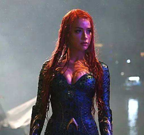 艾梅柏希尔德的鼻子好美图