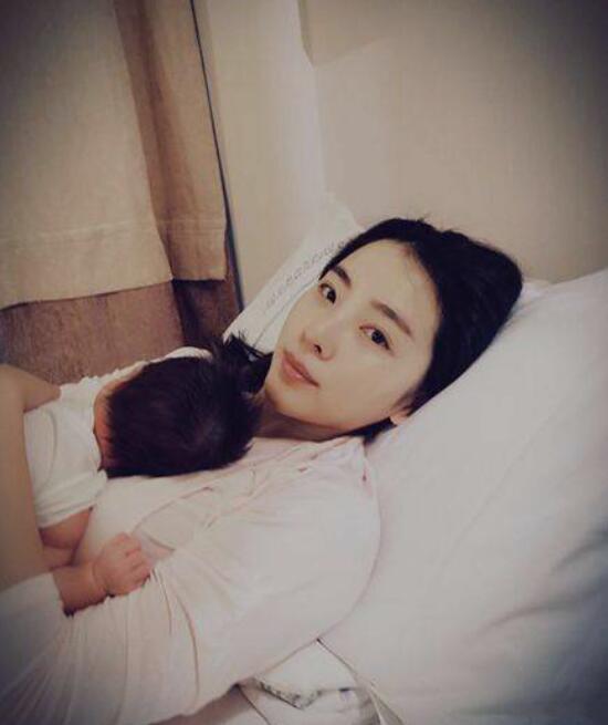 李思思和韩红什么关系?李思思生了2个儿子 李思思和韩红什么关系?李思思生了2个儿子