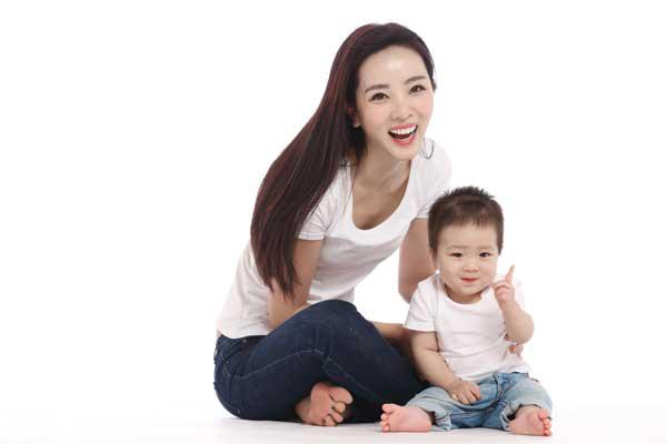 李思思和韩红什么关系?李思思生了2个儿子 李思思和韩红什么关系?李思思生了2个儿子