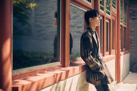 易烊千玺女朋友是沈雨欣？易烊千玺会娶普通