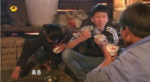 王境泽为什么突然火了？王境泽吃饭真香图