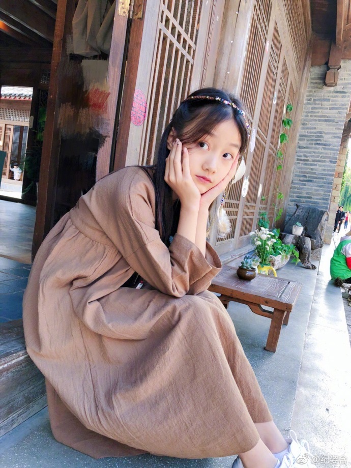 纪姿含现在长大了的照片(纪姿含图片的漂亮照片) 纪姿含现在长大了的照片(纪姿含图片的漂亮照片)