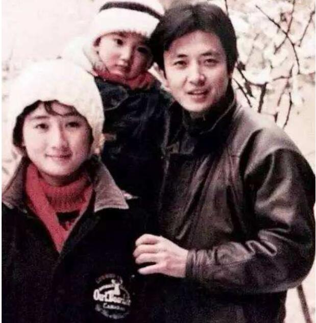 侯长荣是唱黄梅戏的吗(候常荣黄梅戏)