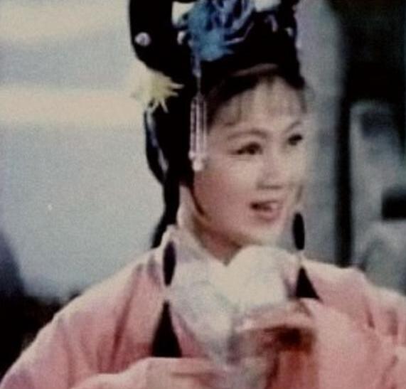 马兰结过几次婚?马兰年轻时的美丽照片 马兰结过几次婚?马兰年轻时的美丽照片