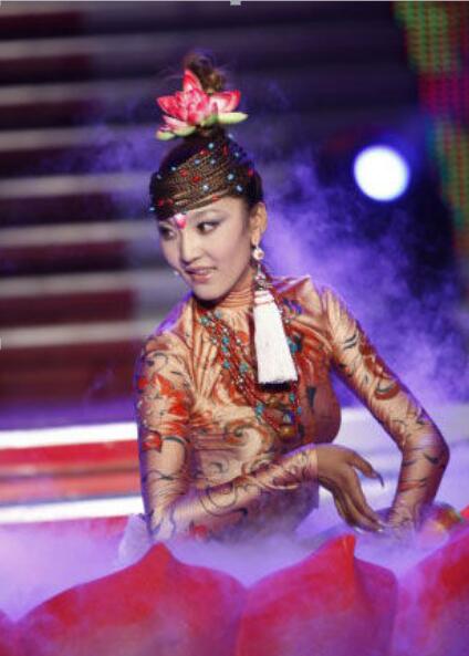 藏族女歌手旺姆的丈夫是谁？容中尔甲和旺姆