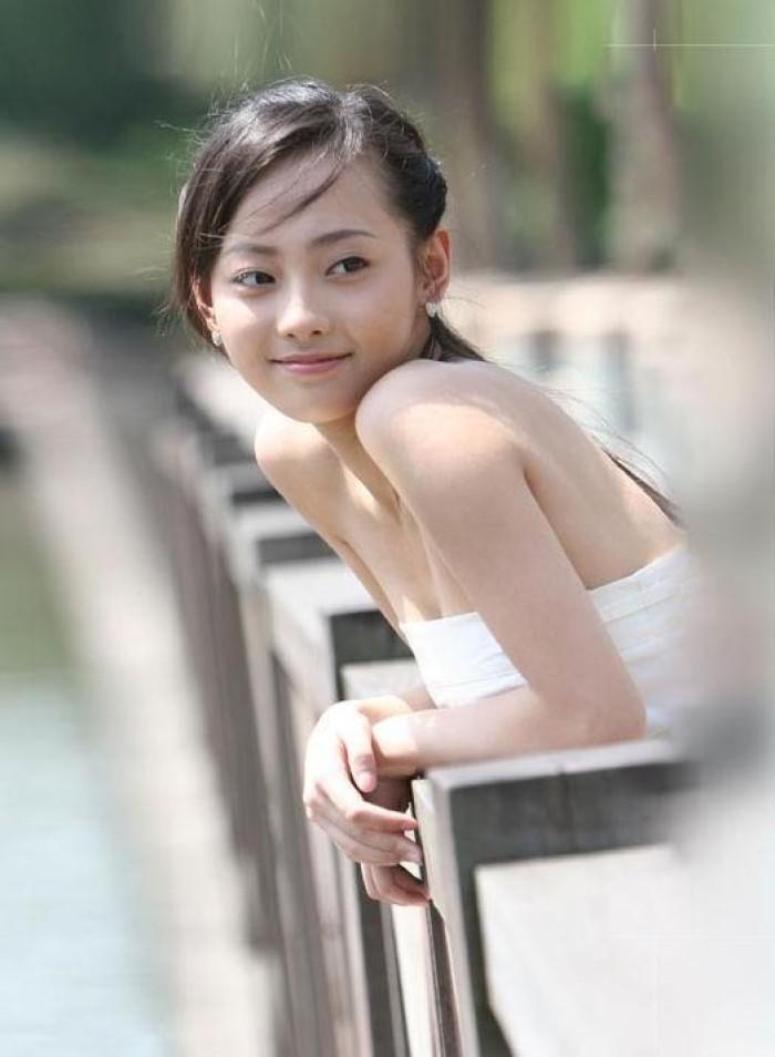 张嘉倪老公买超是富豪吗？张嘉倪买超怎么认